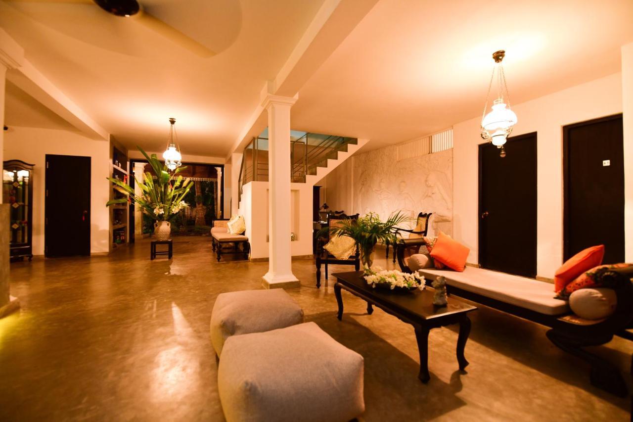 Tropical House - Jungleside Villa Hikkaduwa Ngoại thất bức ảnh