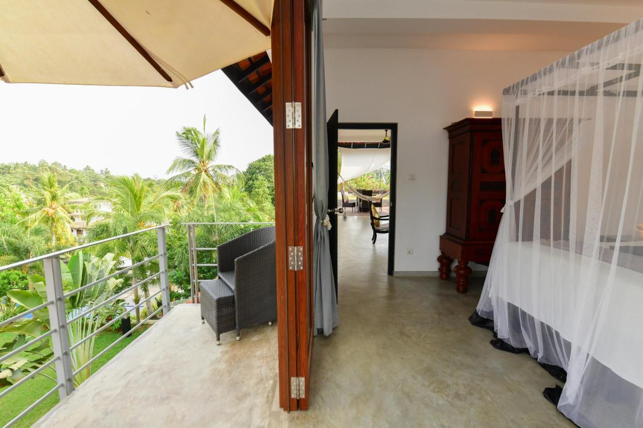 Tropical House - Jungleside Villa Hikkaduwa Ngoại thất bức ảnh