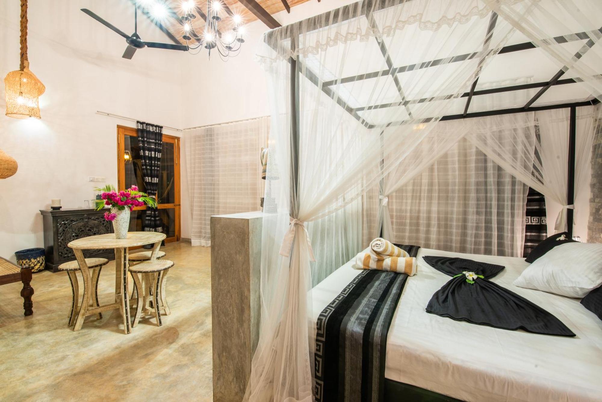 Tropical House - Jungleside Villa Hikkaduwa Phòng bức ảnh